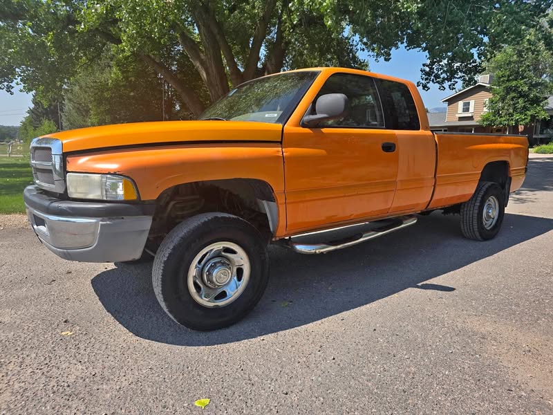 1999 Dodge Ram 2500 4x4 with 5.9 Diesel