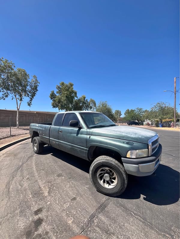 1999 Dodge Ram 2500 - Long Bed