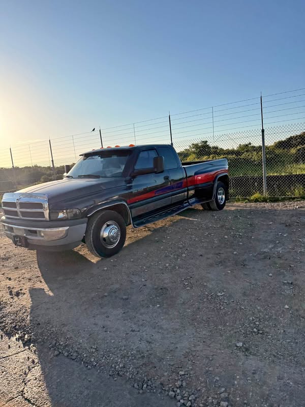 1999 Dodge  3500 Ram  - Laramie