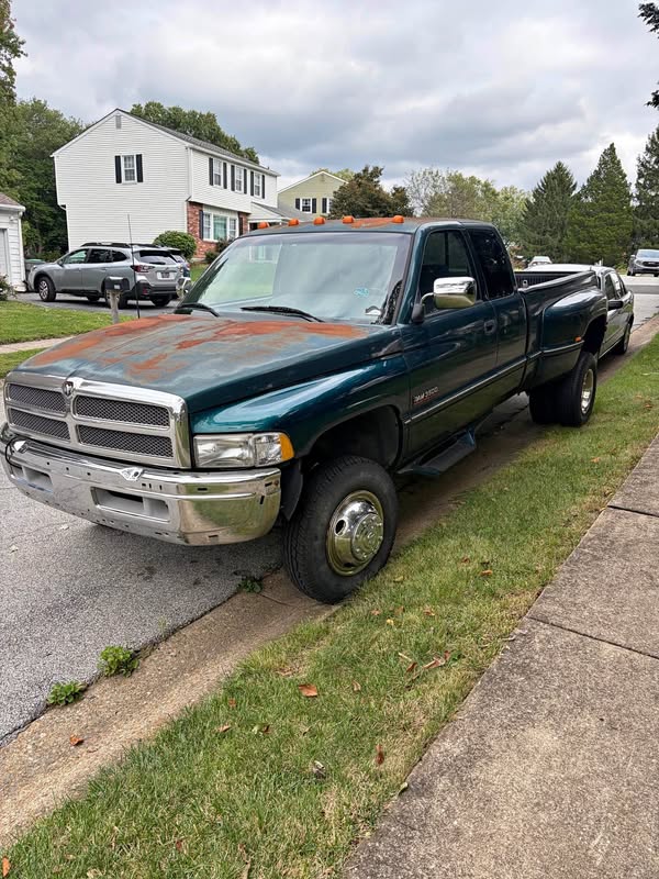1997 Dodge Ram 3500 Club Cab - Long Bed