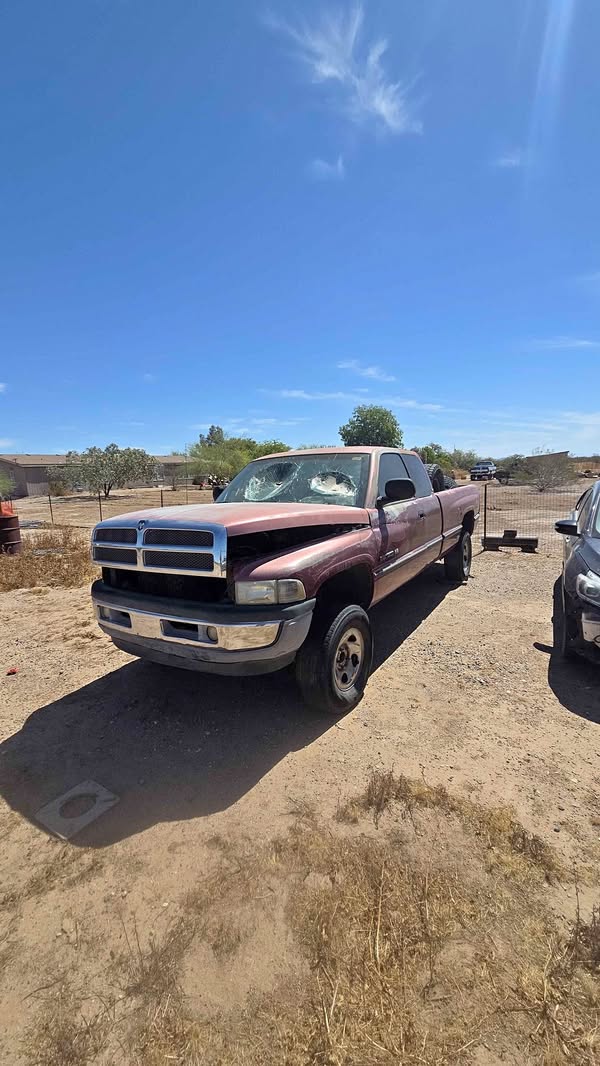 1997 Dodge Ram 1500 Club Cab - Long Bed