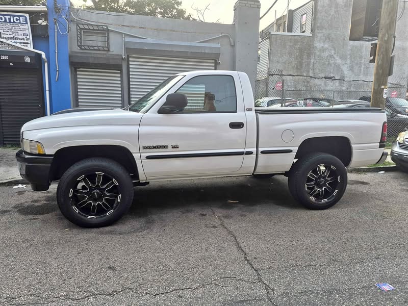 1999 Dodge Ram 1500 Regular Cab - SLT Pickup 2D 6 1\/3 ft