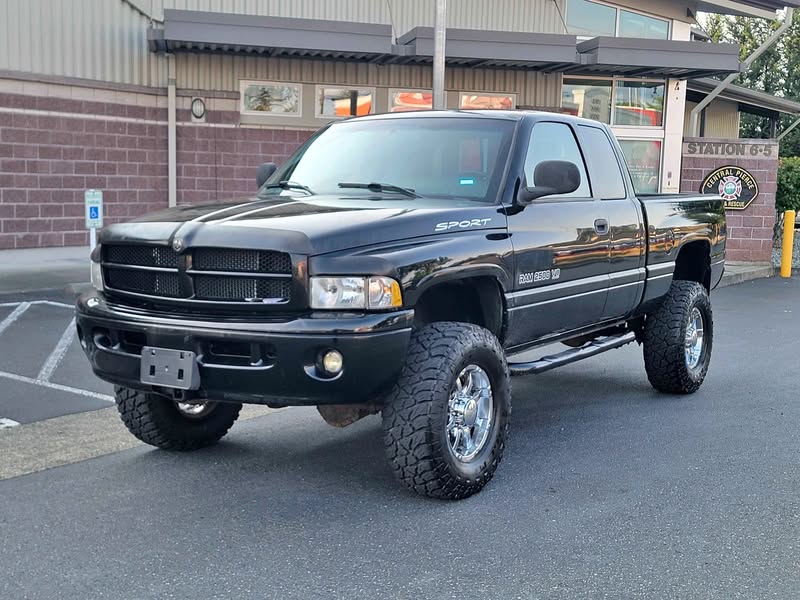 2001 Dodge Ram 2500 - ST Pickup 4D 6 1\/4 ft