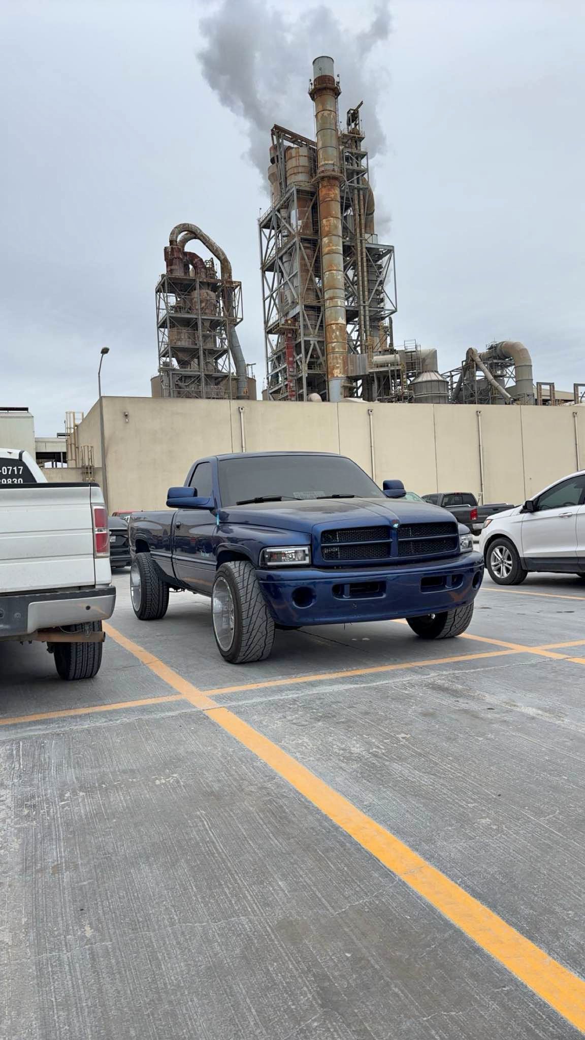 1994 Dodge Ram 2500 Regular Cab & Chassis - Base