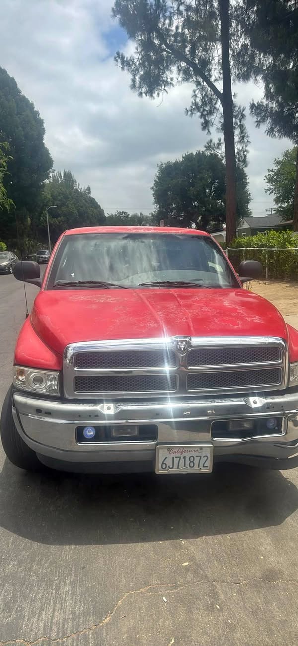 2001 Dodge Ram 1500 Crew Cab - SLT Pickup 4D 5 1\/2 ft
