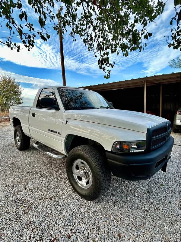 1999 Dodge Ram 1500 Regular Cab - Laramie Pickup 2D 6 1\/4 ft