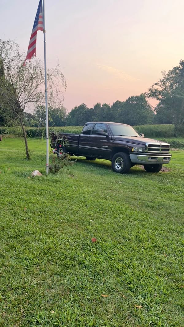 1997 Dodge Ram 2500 Quad Cab - Long Bed