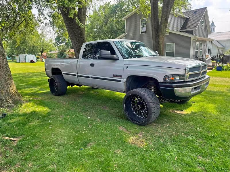 1999 Dodge Ram 2500 Crew Cab - Laramie Pickup 4D 8 ft