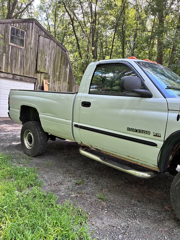 2001 Dodge Ram 2500 Regular Cab - HD Long Bed