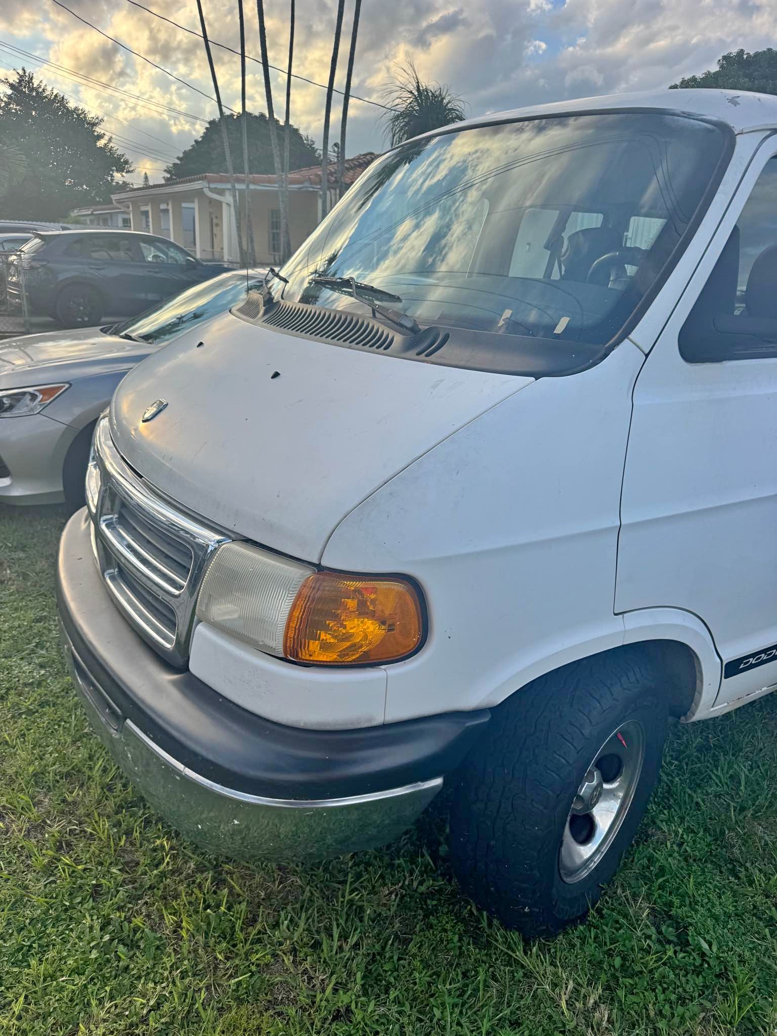 2001 Dodge Ram 1500 - Laramie Pickup 4D 8 ft