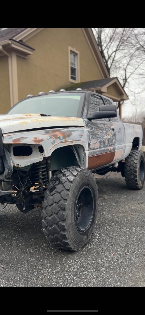 1999 Dodge Ram 1500 Regular Cab - Short Bed