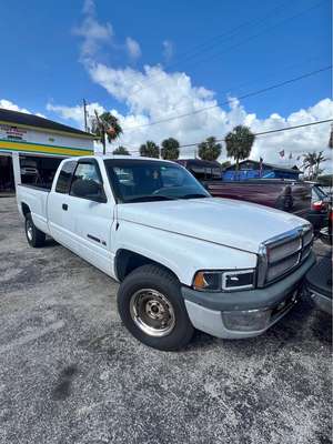 2000 Dodge Ram 1500 Mega Cab - SLT Pickup 4D 6 1\/4 ft