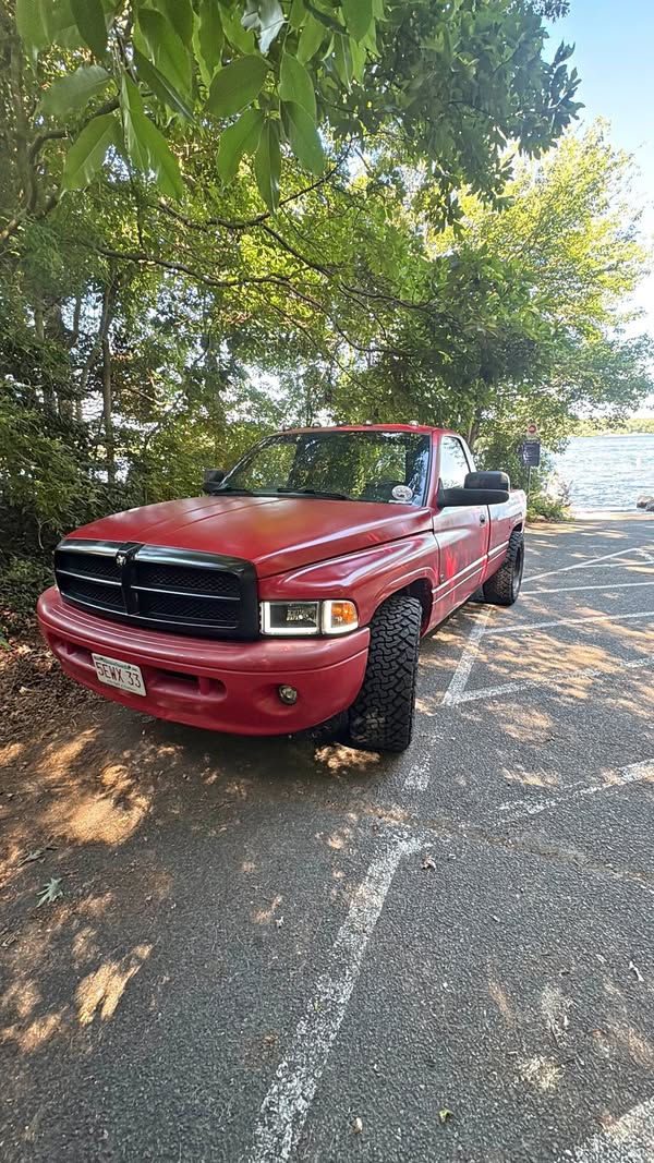 1999 Dodge Ram 2500 Regular Cab - ST Pickup 2D 8 ft