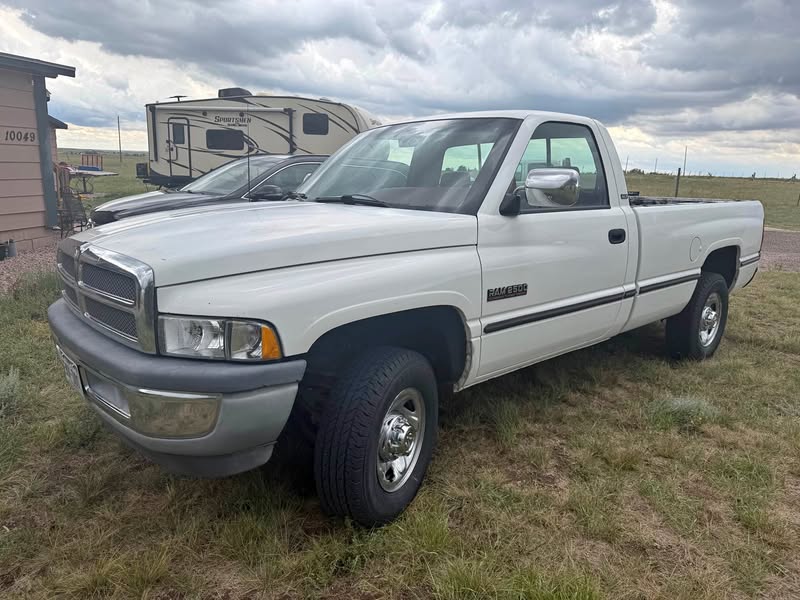 1995 Dodge  Ram 2500 - SLT Cummins Diesel