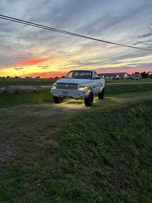 2001 Dodge Ram 1500 Regular Cab - Short Bed