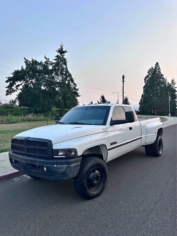 1996 Dodge Ram 3500 Quad Cab - SLT Pickup 4D 8 ft