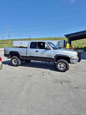 2001 Dodge Ram 2500 Quad Cab - Short Bed