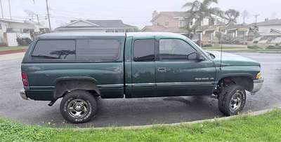 1998 Dodge Ram 1500 - Laramie Pickup 4D 6 1\/4 ft