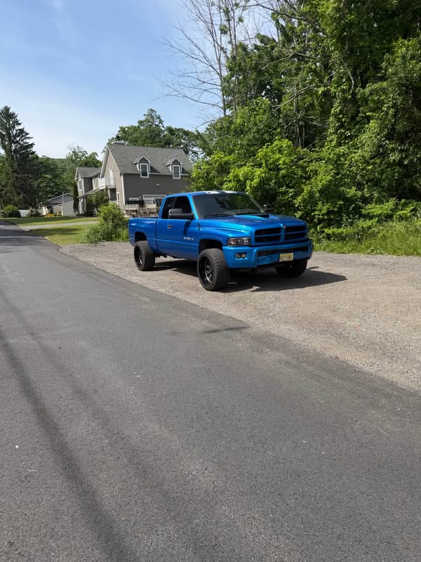 1999 Dodge Ram 1500 Crew Cab - ST Pickup 4D 5 1\/2 ft