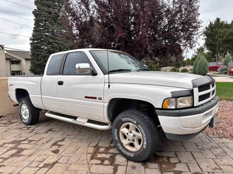 2001 Dodge Ram 1500 - Short Bed