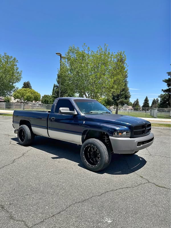 1994 Dodge Ram 2500 - SLT Pickup 2D 8 ft