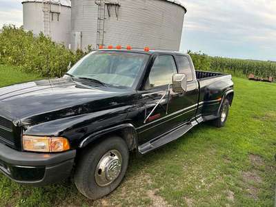 1998 Dodge Ram 3500 Cummins Diesel  dually - Slt
