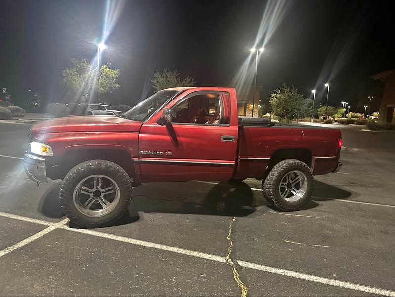 1997 Dodge Ram 1500 Regular Cab - Laramie Pickup 2D 6 1\/4 ft
