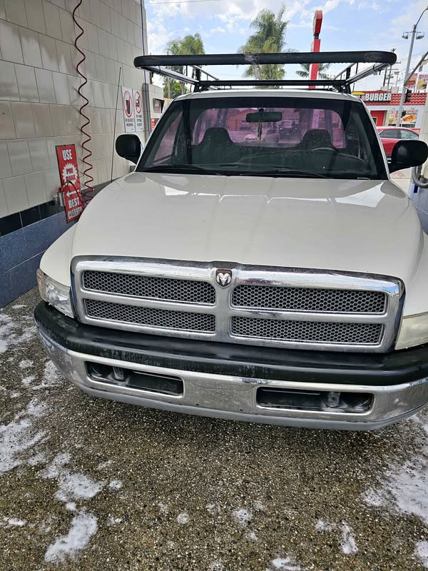 2001 Dodge Ram 1500 Quad Cab - SLT Pickup 4D 6 1\/3 ft