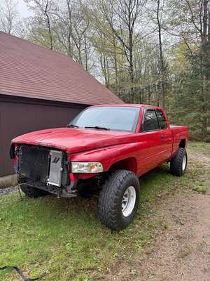 2001 Dodge Ram 2500 Club Cab - Short Bed