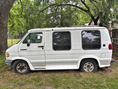 1994 Dodge Ram Van B250 - Van