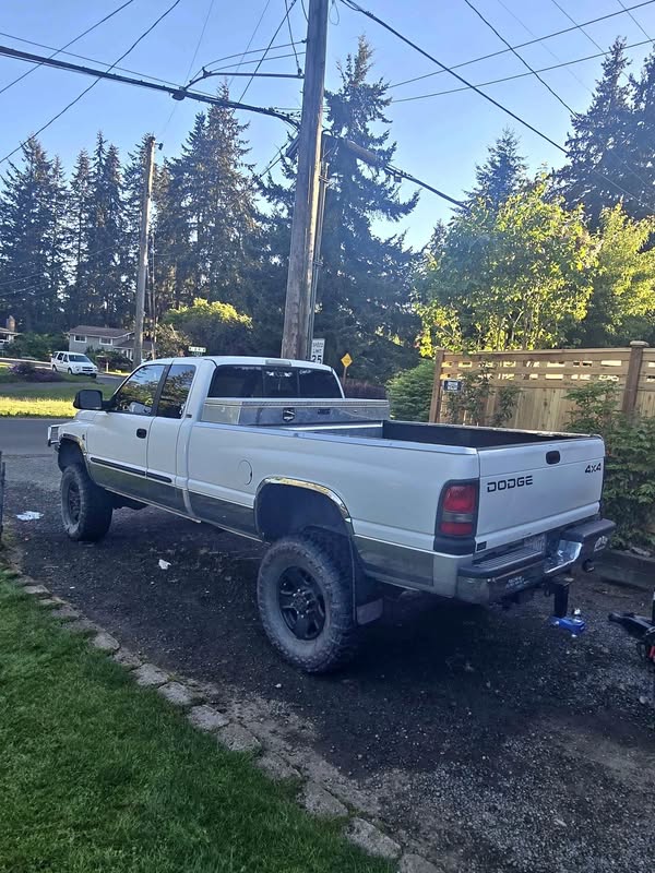2001 Dodge Ram 2500 Quad Cab - Long Bed