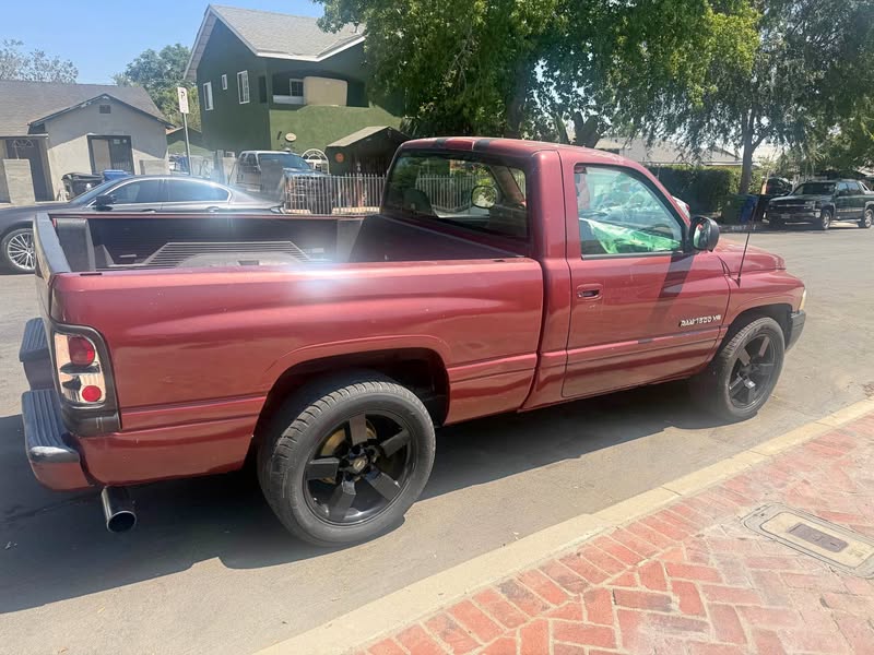 1995 Dodge Ram 1500 - Short Bed