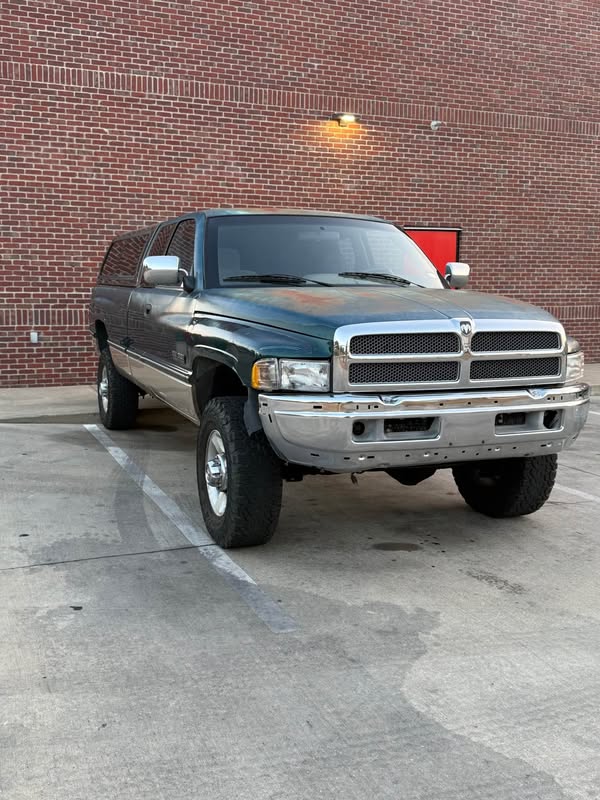1995 Dodge Ram 2500 Regular Cab - Long Bed