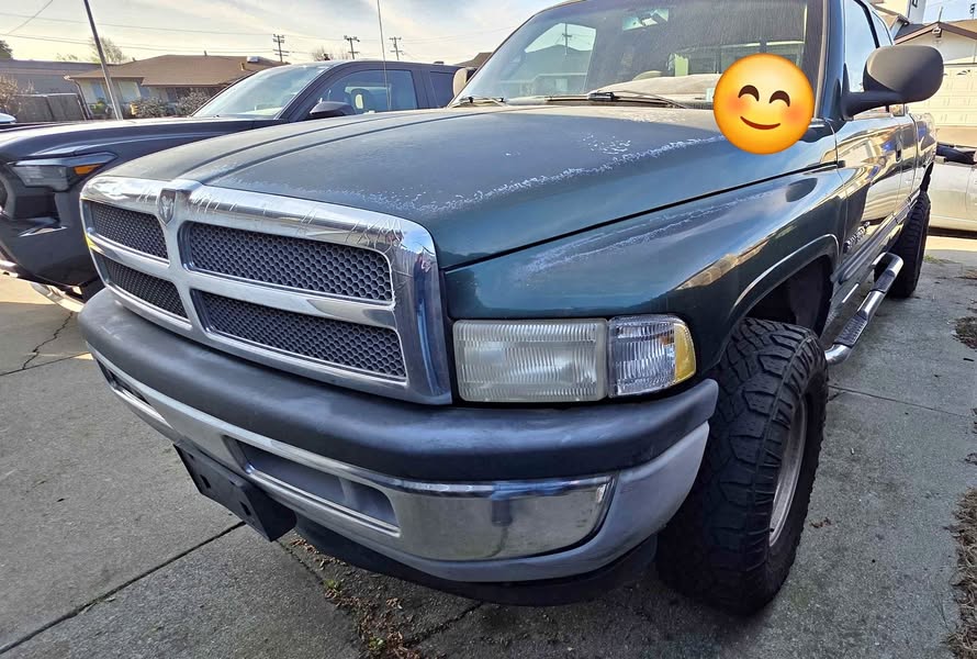 2001 Dodge Ram 1500 Quad Cab - SLT Pickup 4D 6 1\/4 ft