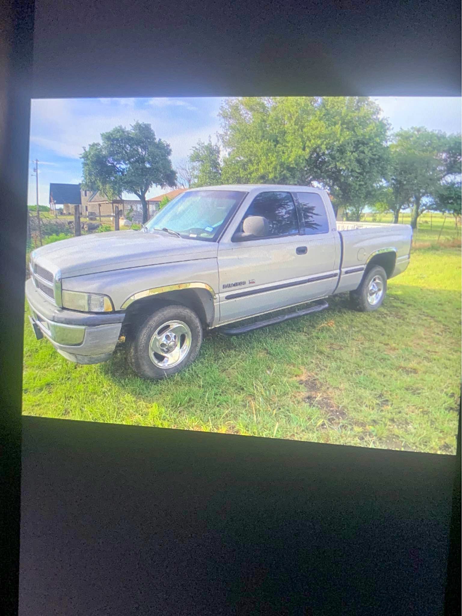 1998 Dodge Ram 1500 Regular Cab - Short Bed