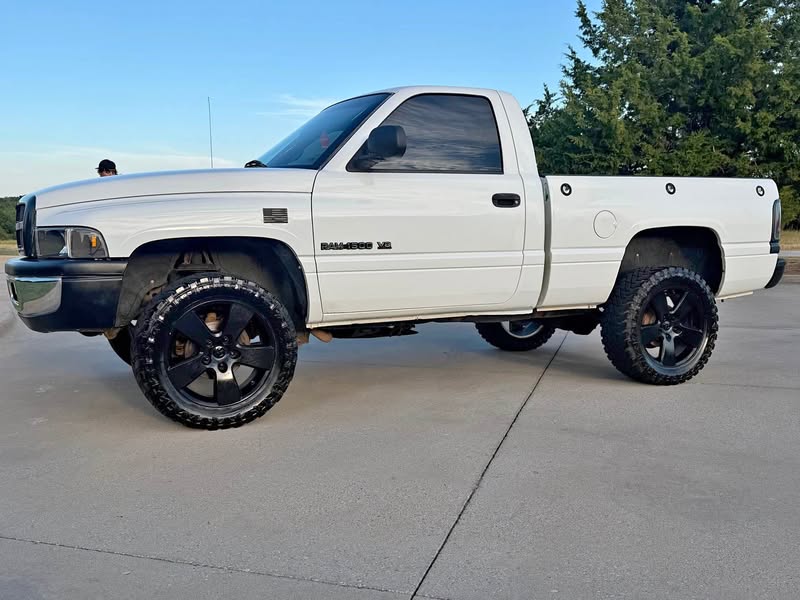 2001 Dodge Ram 1500 - Short Bed