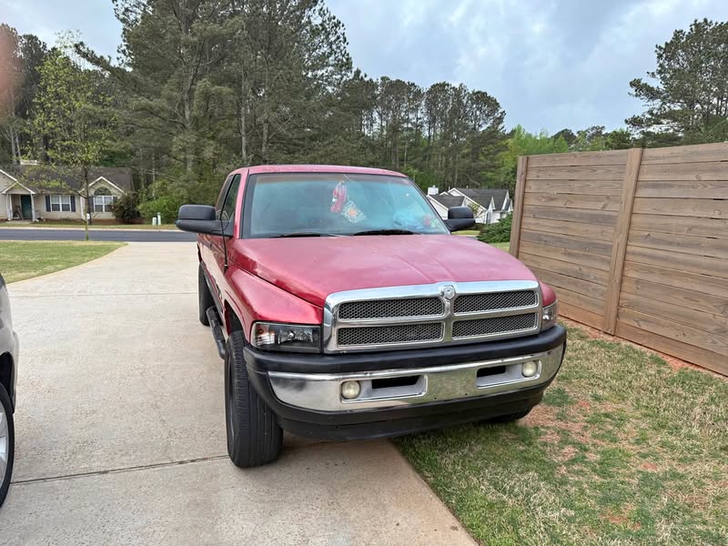 1999 Dodge Ram 1500 Crew Cab - SLT Pickup 4D 5 1\/2 ft