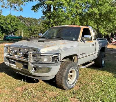 1995 Dodge Ram 1500 - Laramie Pickup 2D 6 1\/4 ft