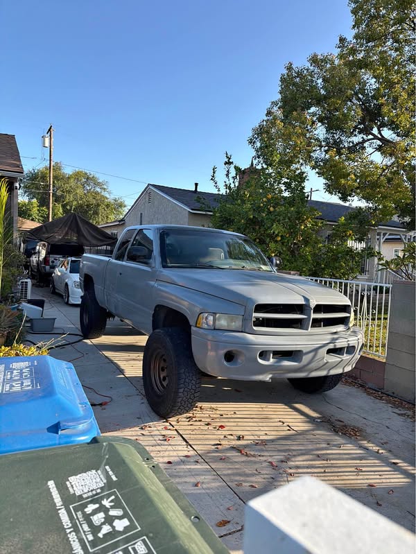 2001 Dodge Ram 1500 - Short Bed