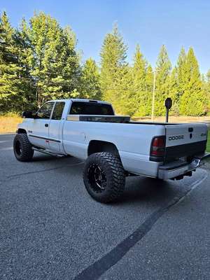 2001 Dodge Ram 2500 - SLT Pickup 4D 8 ft