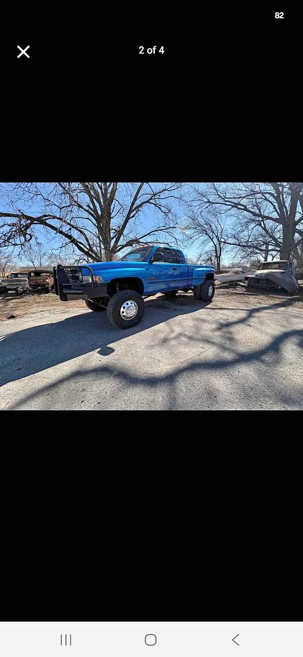 1999 Dodge Ram 2500 Crew Cab - SLT Pickup 4D 8 ft