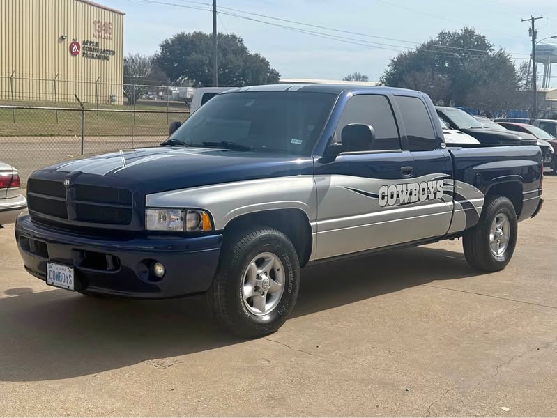 2001 Dodge Ram 1500 - Sport