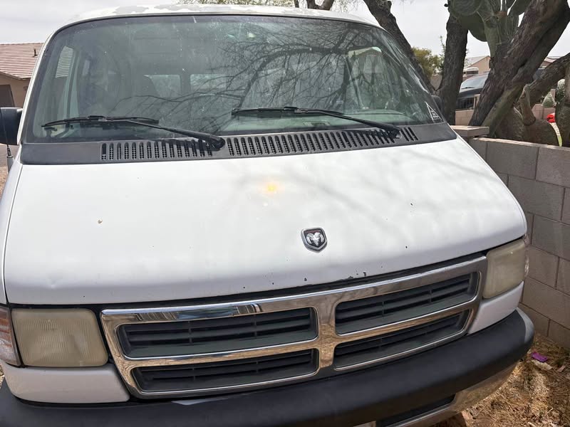 1995 Dodge Ram Wagon 2500 - Van