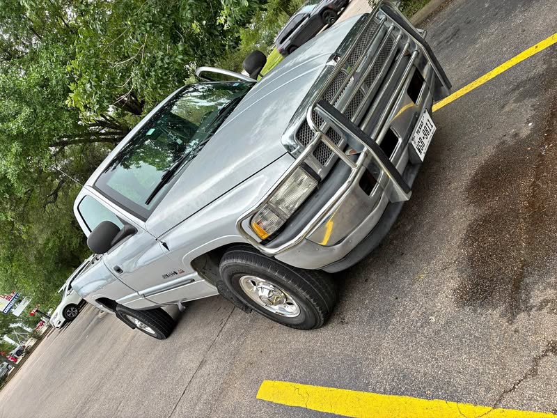 2001 Dodge Ram 2500 - SLT Pickup 2D 8 ft