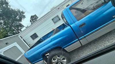2000 Dodge Ram 1500 Regular Cab - Short Bed