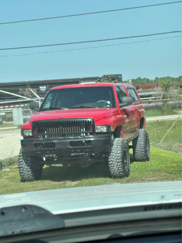 1999 Dodge Ram 1500 - Laramie Pickup 2D 6 1\/4 ft