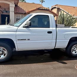 2001 Dodge Ram 1500 V8 Regular Cab Pickup Truck