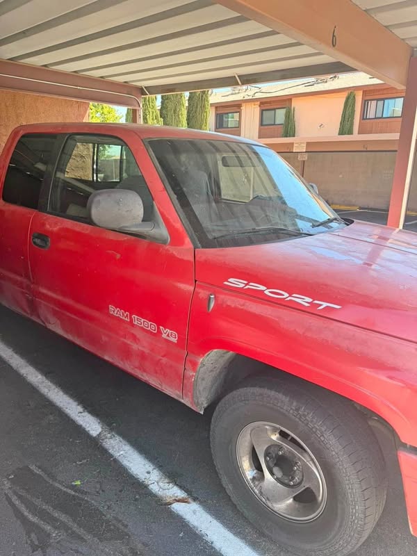 1999 Dodge Ram 1500 - Short Bed