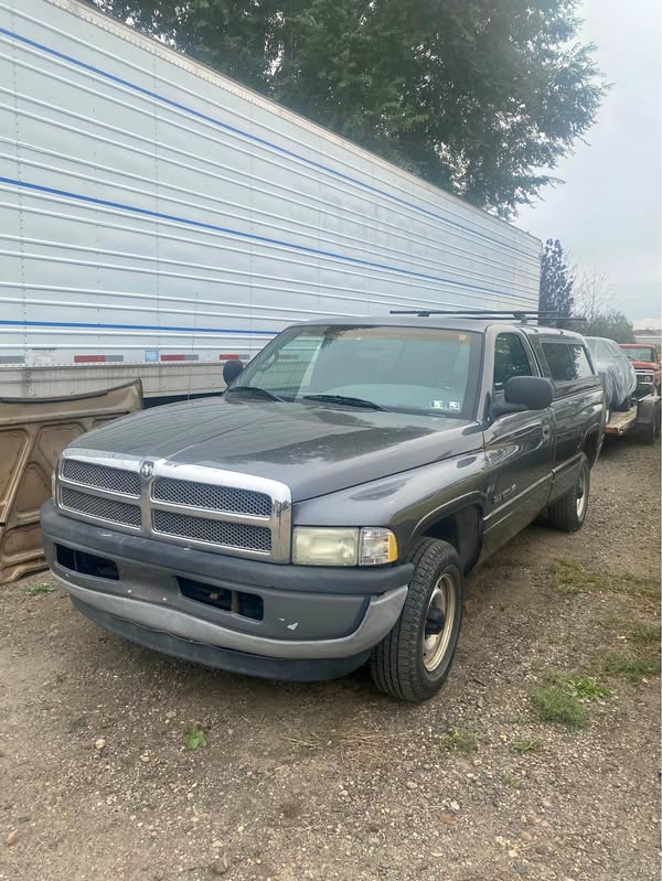 2001 Dodge Ram 1500 - ST Pickup 4D 8 ft