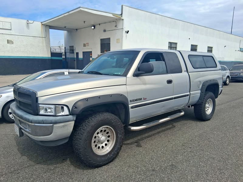 1998 Dodge Ram 1500 - Laramie Pickup 4D 6 1\/3 ft